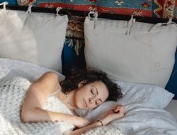 Kebiasaan Kecil dengan Manfaat Besar, Tidur Siang Secukupnya Kembalikan Energi Hingga Tingkatkan Memori