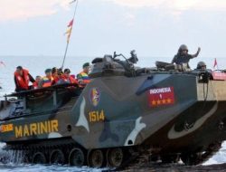 Perahu Kopaska hingga Tank Amfibi Marinir Jadi Primadona Anak-anak di TNI Fair 2025