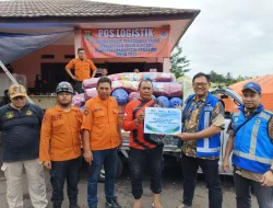 Sekolah Masih Berlumpur Siswa di Pidie Jaya Belajar Dalam Tenda Darurat