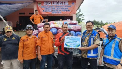 Sekolah Masih Berlumpur Siswa