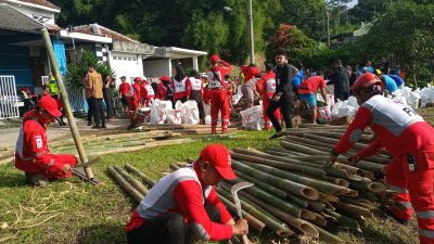 Relawan Gotong Royong